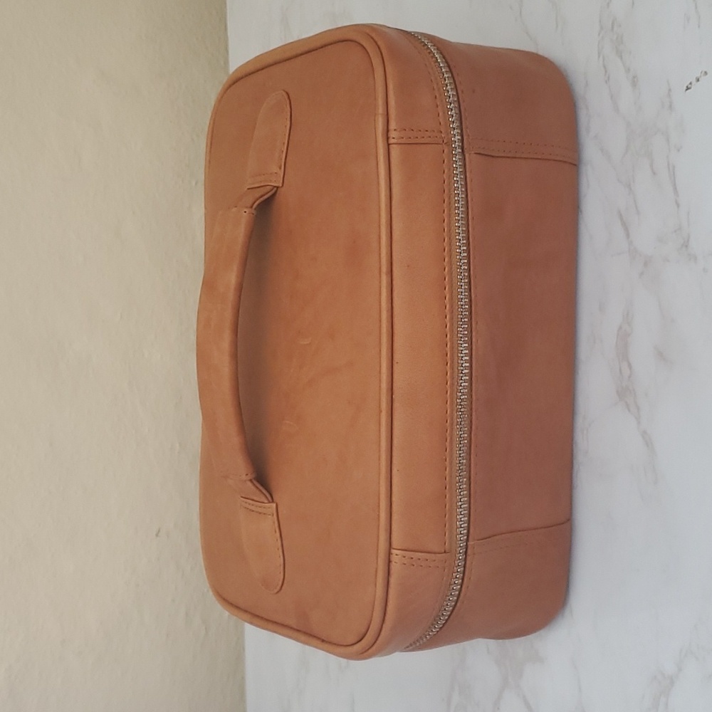 San Francisco, CA Handmade Leather Toiletry Bag